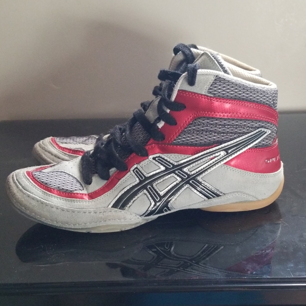 Mens Asics wrestling shoes